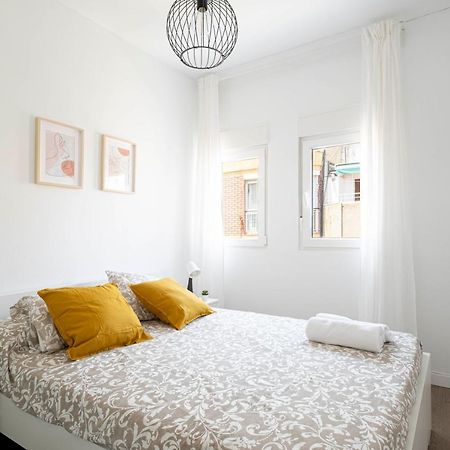 Apartment Beach Picasso Sant Adria de Besos Exterior foto